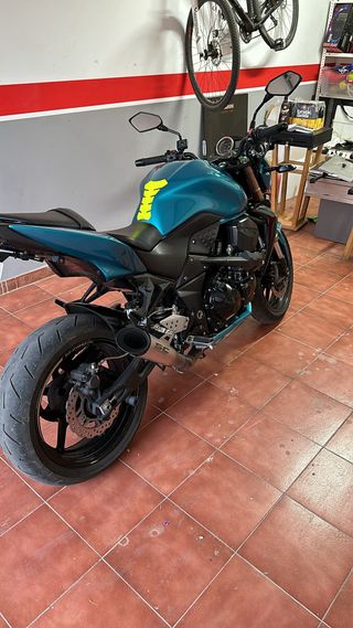 KAWASAKI Z750R 2012