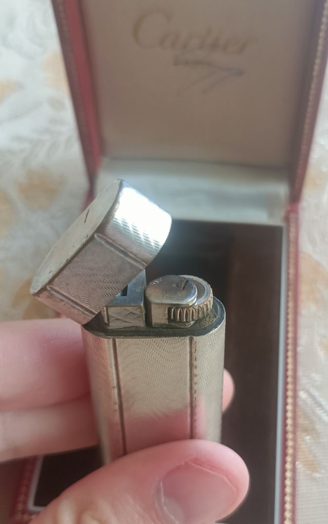 Accendino Cartier in argento 