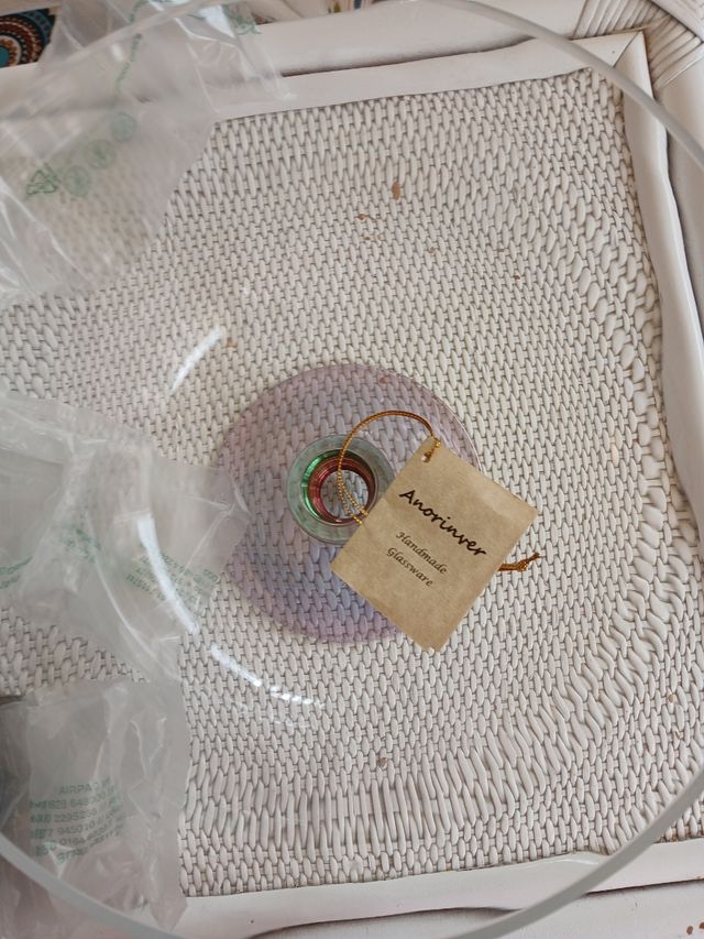 TAZZA IN VETRO SOFFIATO FATTA A MANO con relativa scatola per