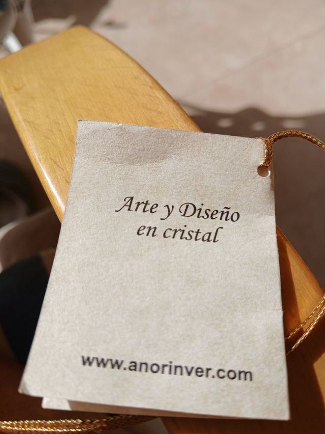 TAZZA IN VETRO SOFFIATO FATTA A MANO con relativa scatola per