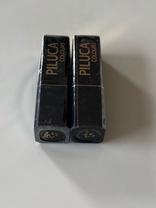 Dos unidades de pintalabios