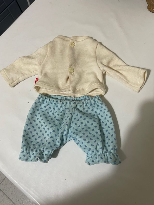 Ropa de Mariquita Perez antigua