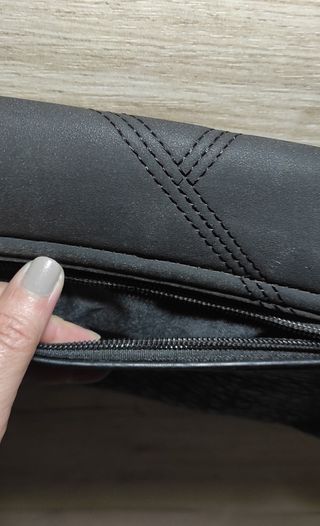 Mini borsa nera a tracolla