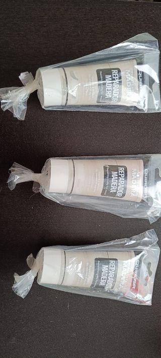 Reparador de madera blanco nuevo 