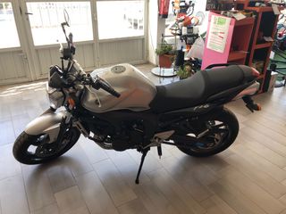 Motocileta Yamaha Fazer FZ6 NS2