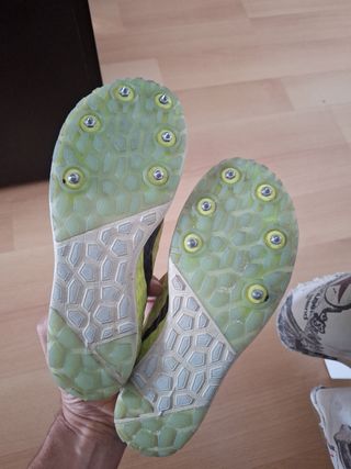 Zapatillas de clavos