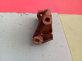 Soporte tensor bomba inyectora RENAULT