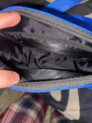 riñonera trapstar en perfecto estado azul