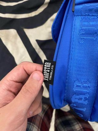 riñonera trapstar en perfecto estado azul