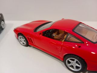 Lote 4 Ferrari a 1:43, usados