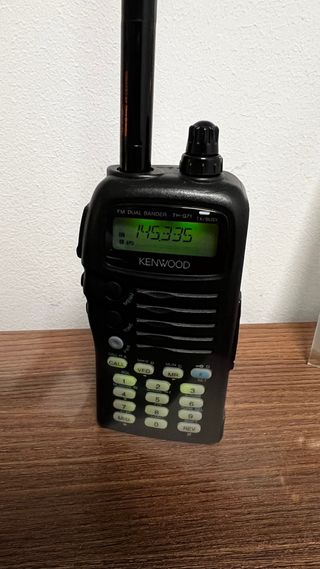 Walkie Kenwood TH G71.