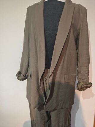 Traje Zara Traje 2 piezas pantalón y blazer de Zar