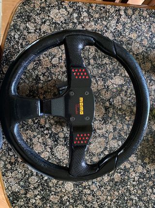 Volante Momo Thunder