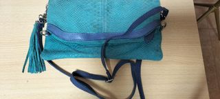  Bolso bandolera piel azul efecto serpiente