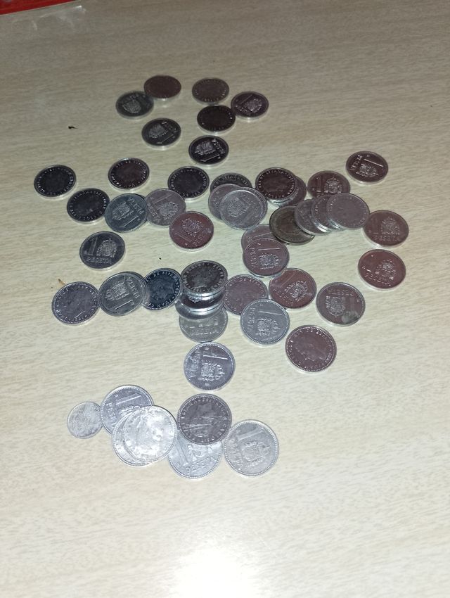 Monedas de Franco y el rey