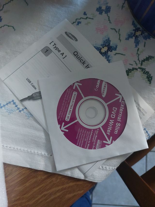 Lettore DVD esterno.