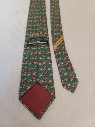 Corbata Salvatore Ferragamo 