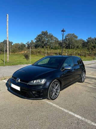 Volkswagen Golf 7 R