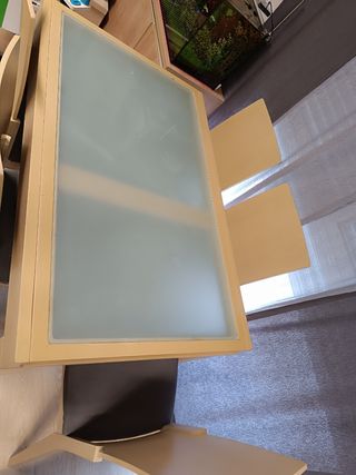 Mesa comedor extensible de cristal ,sin sillas
