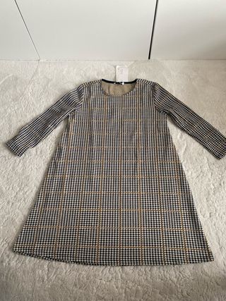 Vestido de cuadros de corte evasé