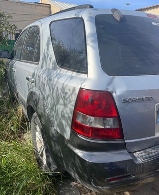 DESPIECE DE KIA SORENTO 2.5 CRDI EX 140CV 2007