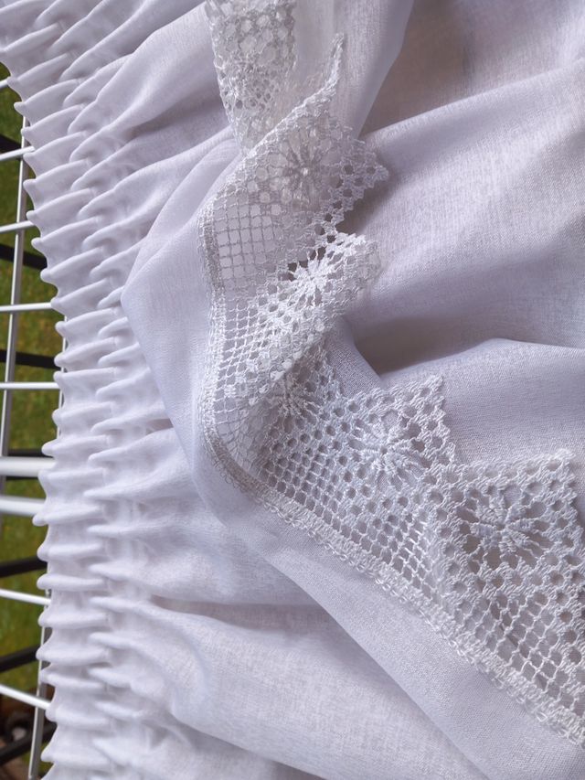 Cortina nueva preciosa ocasión.  