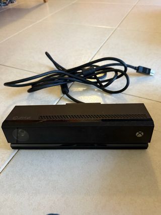 Accessori completi per Xbox One da 500 GB nella sua confezione