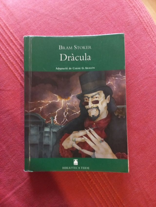 Biblioteca Teide 028 - Dràcula -Bram Stocker (C...