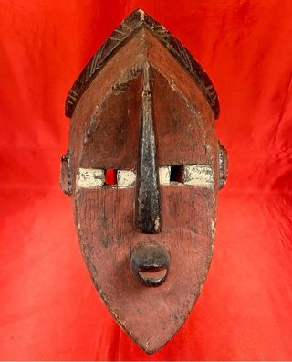 Espectacular máscara africana pueblo Lwalwa