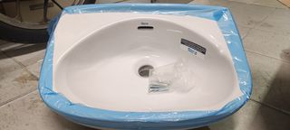 Lavabo de baño pequeño