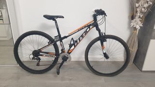 Bicicleta B-Pro M100 de 26
"