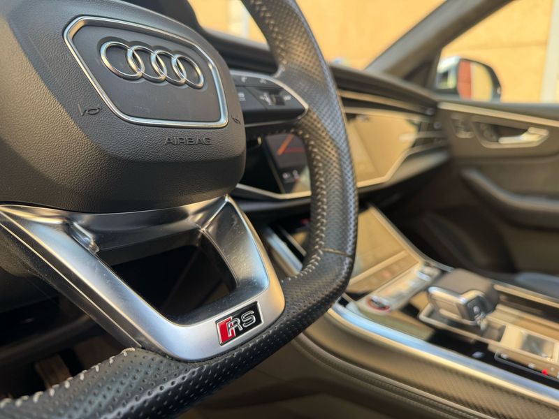 Audi Q8 2020, foto 4