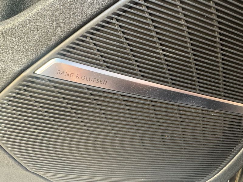 Audi Q8 2020, foto 9