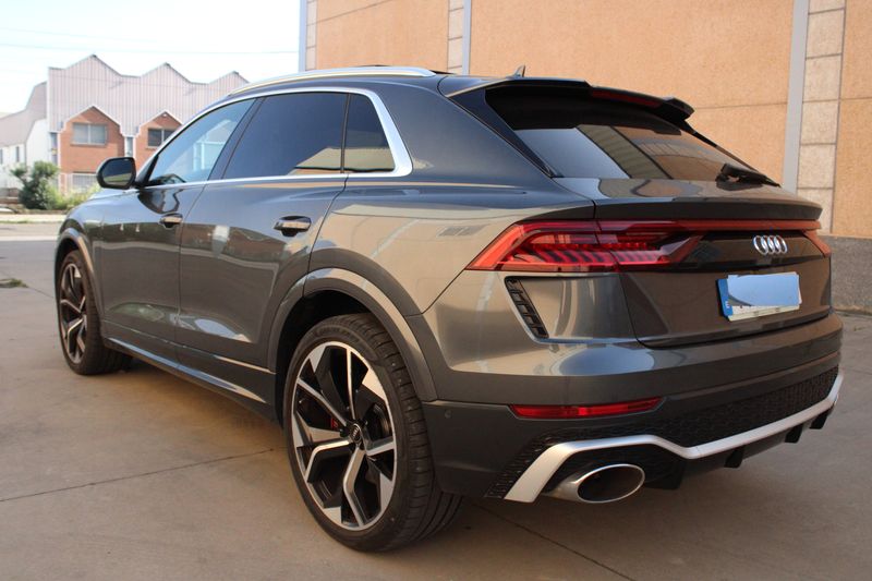 Audi Q8 2020, foto 13