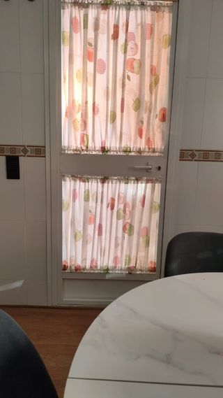 Set tende per porte e finestre