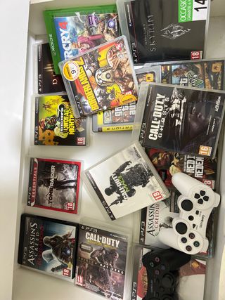 Playstation 3 super slim ps3 con 15 juegos