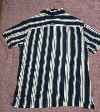 camisa de manga corta Bershka