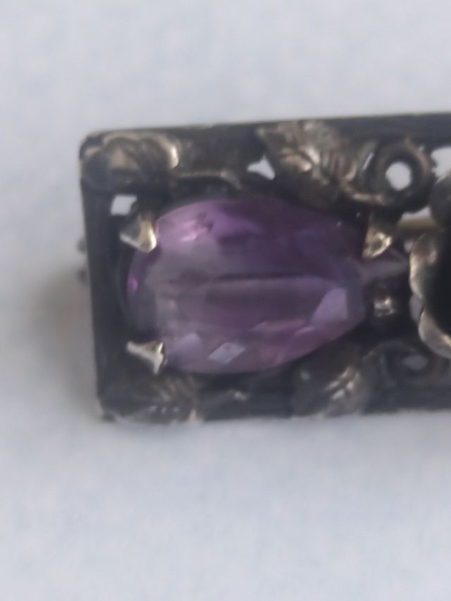 Spilla antica in argento e ametista
