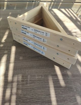 Escuadra madera ikea