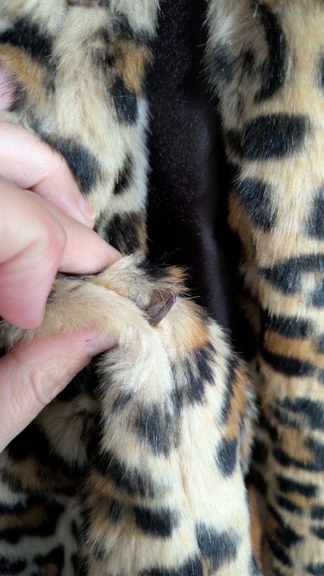 Abrigo imitación leopardo