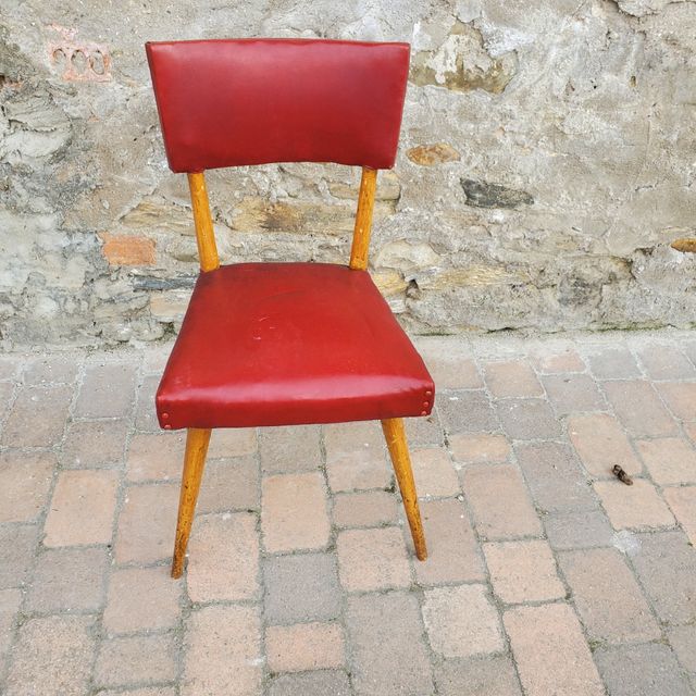 Sillas de madera maciza. Diseño años 50