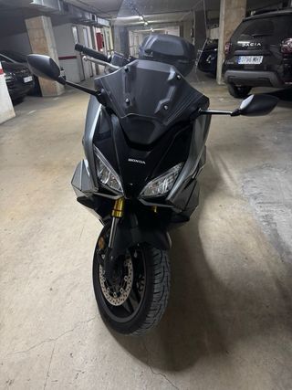 Moto honda forza 750 año 2024