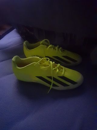 Tacos de fútbol crazyfast talla 42