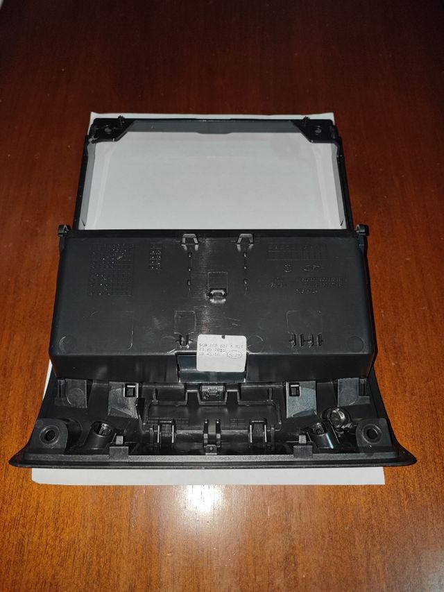 Vano Porta occhiali nero VW Golf 7