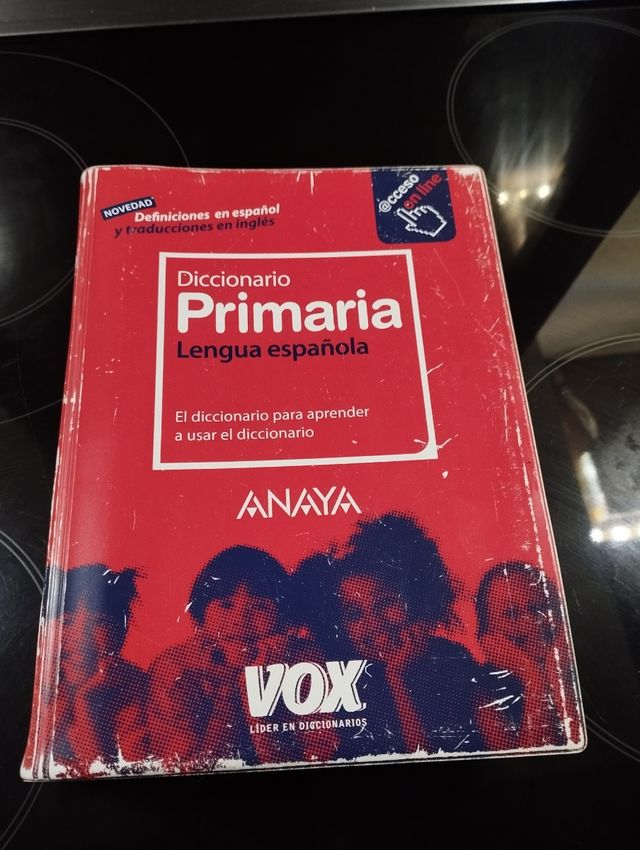 Diccionario de primaria,muy completo,vox