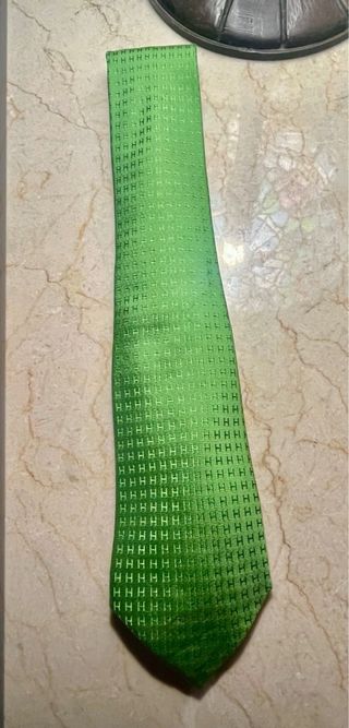 Corbata Hermès 