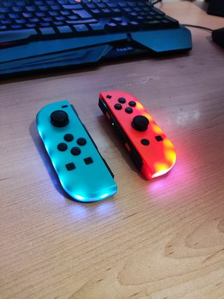 Nintendo Switch Oled 4 mandos y 3 juegos