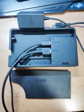 Nintendo Switch Oled 4 mandos y 3 juegos