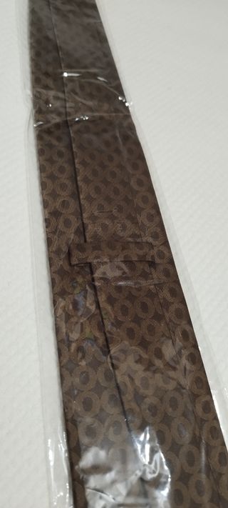 Corbata de seda artificial NUEVA