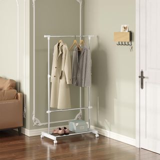 Stan appendiabiti con ruote e scarpiera